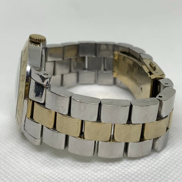 Women’s Marc Jacob’s Wrist Watch gold silver tone 35mm quartz 6.5” running - Picture 4 of 8